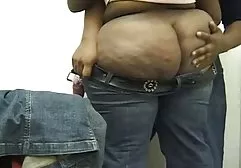Erschöpfte Zheka Kastet fickt ihr sexy german live porn cam Babe in die Muschi