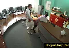 Schönes Mädchen wird schön xxx deutsch porn gefickt