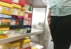 Dude ist schon lange nicht mehr mit einem Mädchen zusammen und sein Nachbar sah so appetitlich aus. Schließlich erzählte er ihr von seinem Problem, und sie lachte nur spielerisch, zog seine german sex tube porn Hose aus und begann zu saugen