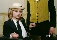 Zwei farbige Girls werden mit einem german retro teen porn dicken Dildo und einem reifen Mann in den Arsch gefickt