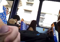 Ihr Mund ist so weit und breit, dass diese gutaussehenden Männer auf einen Schlag saugen german porn hq