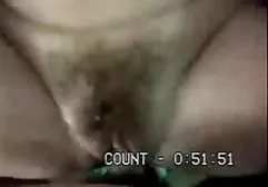Jung, schwul schwul fingert seinen Schwanz auf der german porn video tube Couch