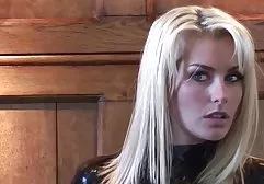 Babe mit kleinen Titten saß auf free amateur porn german einem langen Schwanz