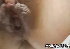 Latina Abby Lee in wunderschöner german porn amateur schneeweißer Unterwäsche streichelt ihre Muschi
