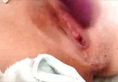 Hündin liebt es 69 zu xxx videos deutsch posieren und Sperma in den Mund zu nehmen