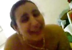 Wunderschöne Brünette mit rasierter hd sex deutsch Muschi
