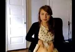 Redhead sexy Babe in Strumpfhosen hd german sex saugt Kerl Schwanz mit Schlagsahne beschmiert