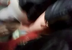 Die drei unglaublich sexy Girls haben sich ein paar solide Vibratoren besorgt, mit denen sie sich schnell auf ein bequemes deutsch porn vintage Sofa zurückgezogen haben, wo sie sich gegenseitig mit bezaubernden kleinen Dingen erschreckt haben